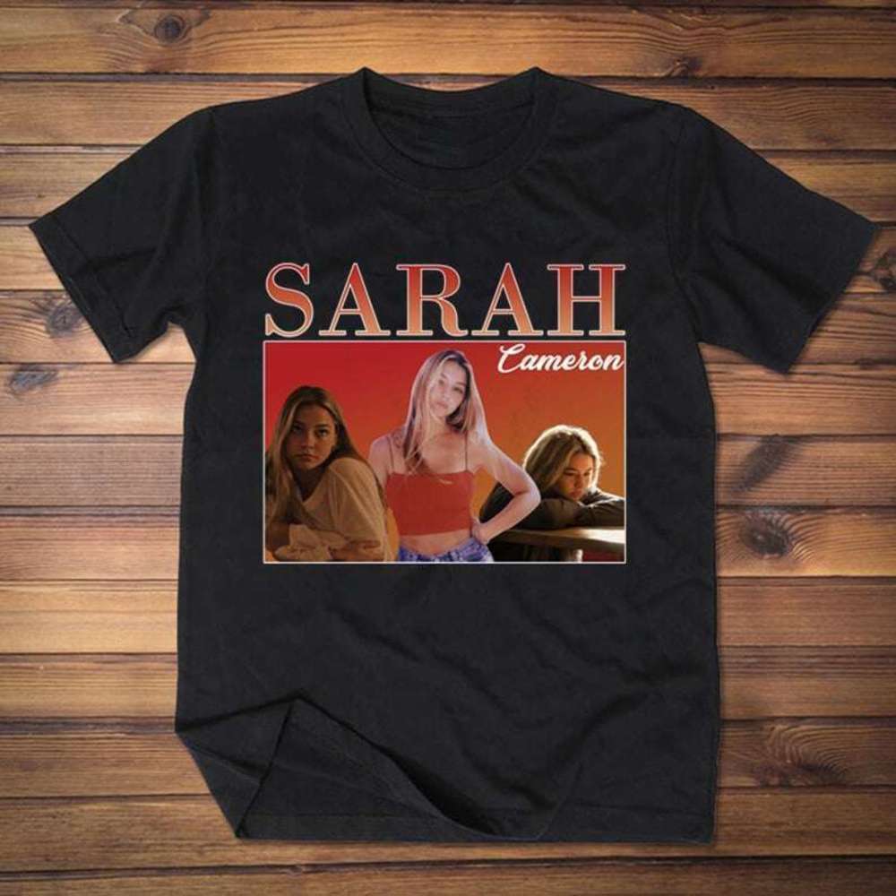 Sarah Cameron Outer Banks TV Show Fan Retro Unisex T-Shirt